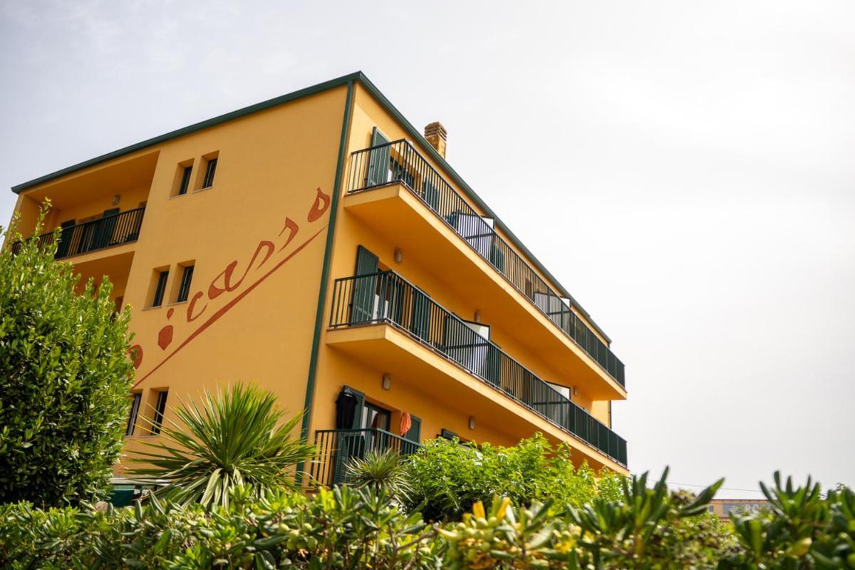 Hotel Picasso Torroella de Montgrí Dış mekan fotoğraf