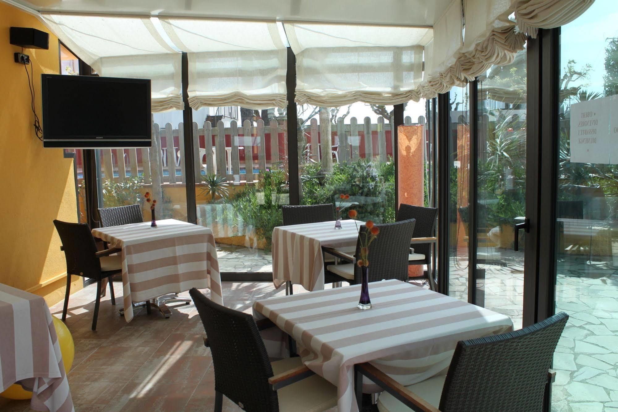 Hotel Picasso Torroella de Montgrí Dış mekan fotoğraf