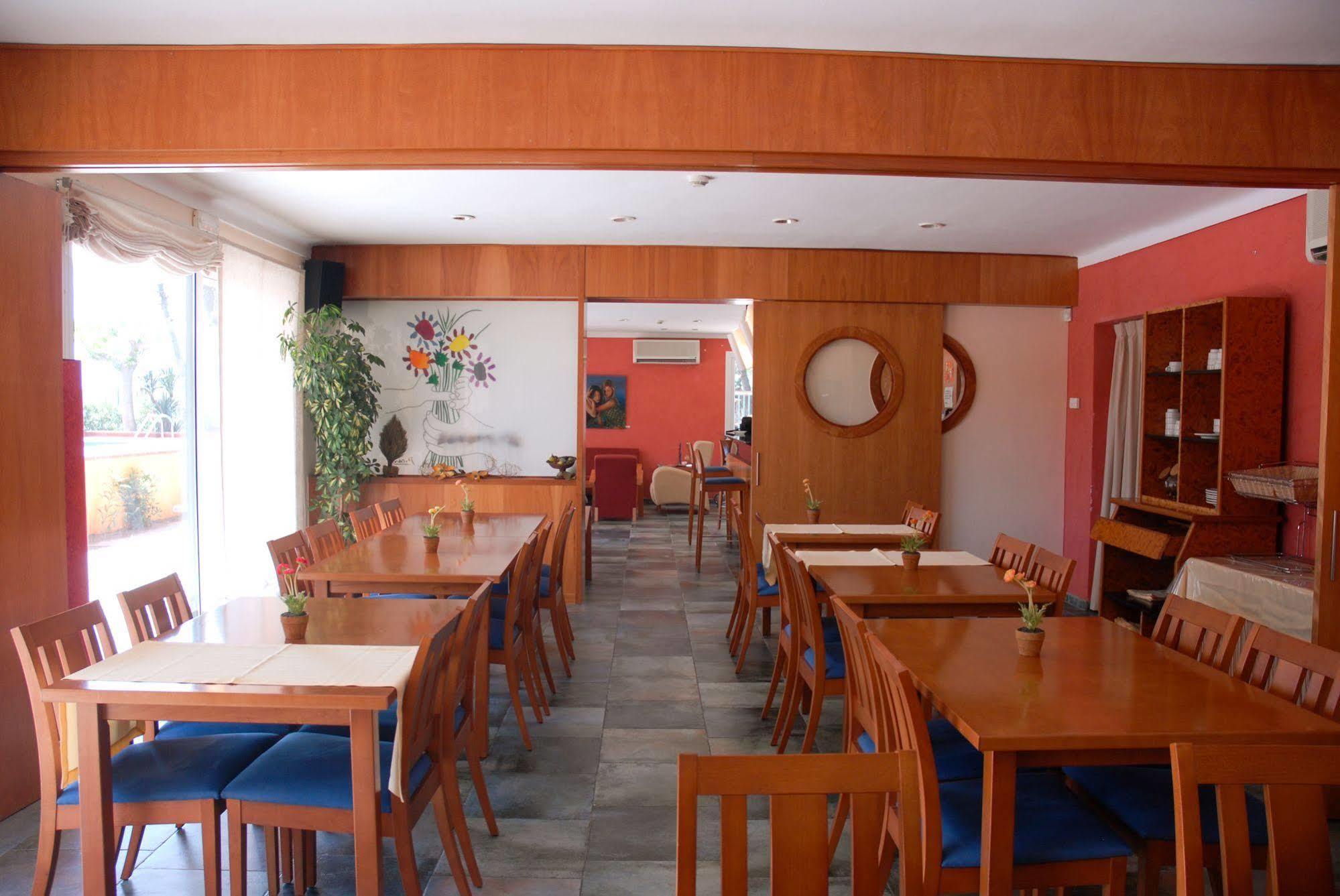 Hotel Picasso Torroella de Montgrí Dış mekan fotoğraf