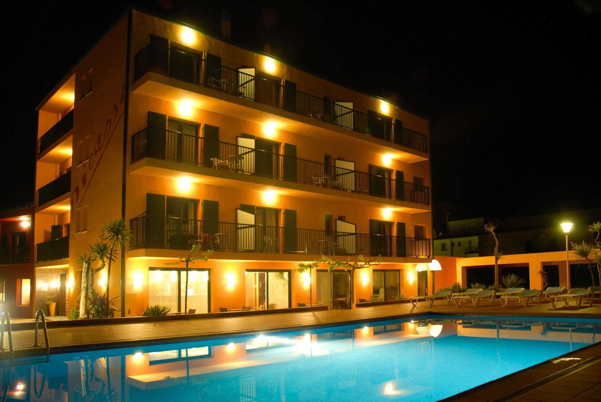 Hotel Picasso Torroella de Montgrí Dış mekan fotoğraf
